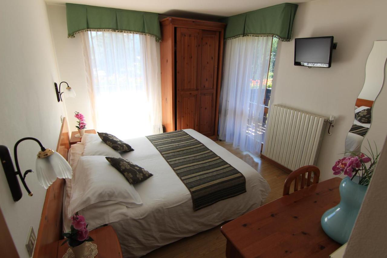 Albergo Ristorante Cacciatori Auronzo di Cadore Dış mekan fotoğraf