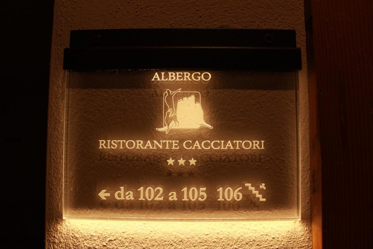 Albergo Ristorante Cacciatori Auronzo di Cadore Dış mekan fotoğraf