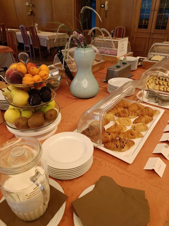 Albergo Ristorante Cacciatori Auronzo di Cadore Dış mekan fotoğraf