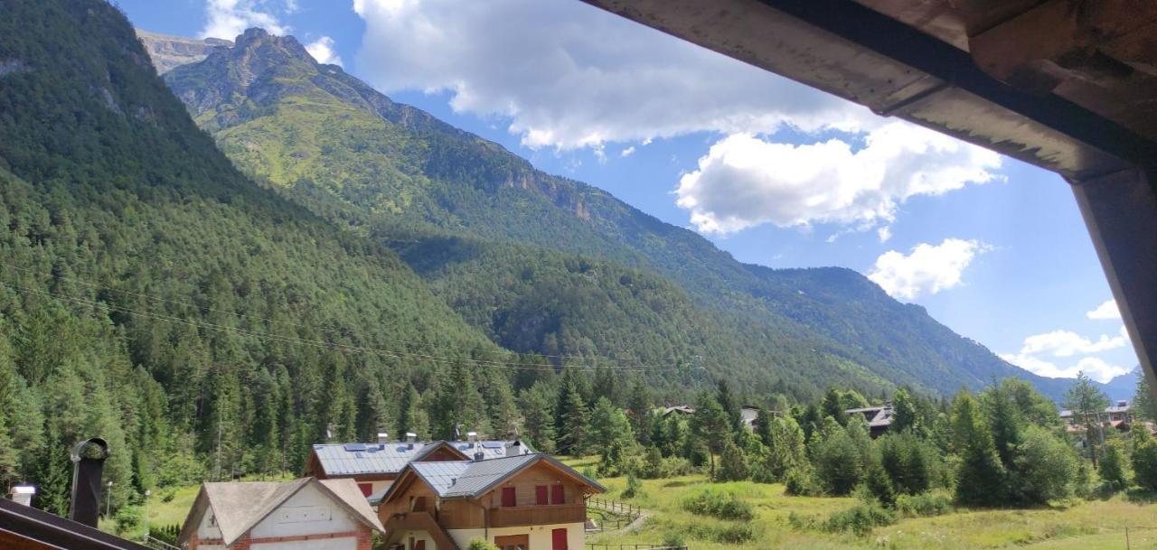 Albergo Ristorante Cacciatori Auronzo di Cadore Dış mekan fotoğraf