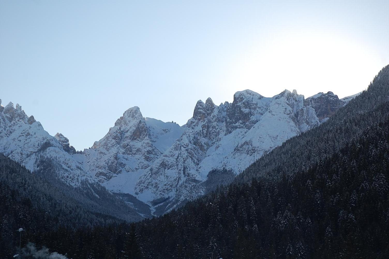 Albergo Ristorante Cacciatori Auronzo di Cadore Dış mekan fotoğraf