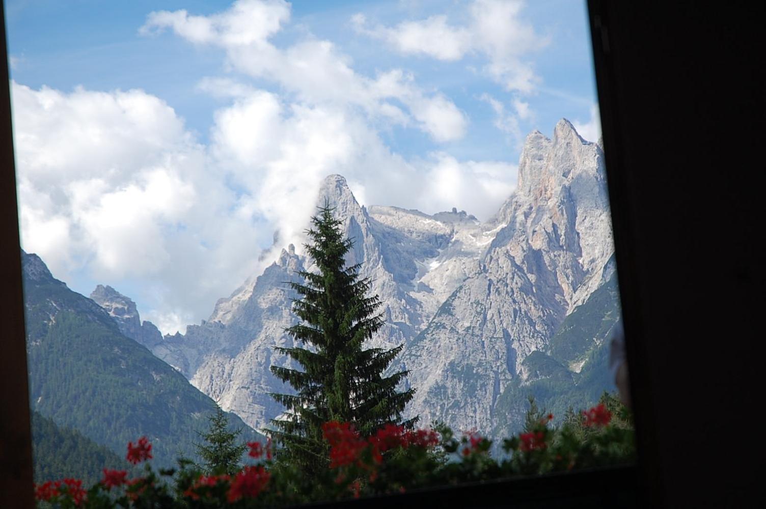 Albergo Ristorante Cacciatori Auronzo di Cadore Dış mekan fotoğraf