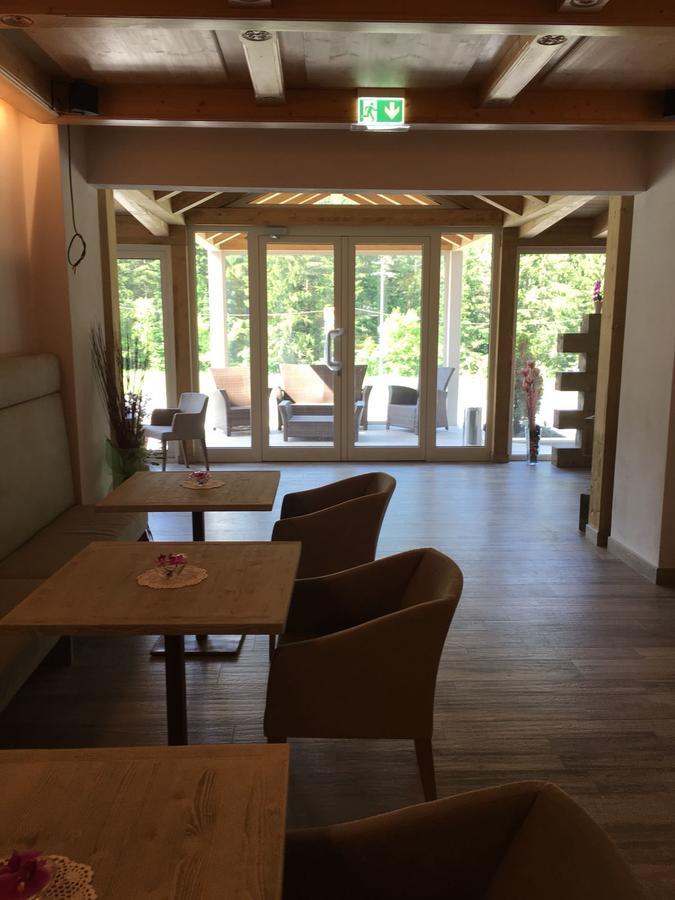 Albergo Ristorante Cacciatori Auronzo di Cadore Dış mekan fotoğraf