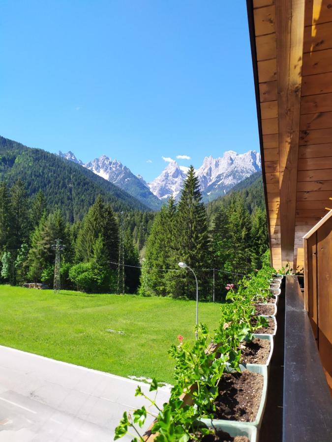Albergo Ristorante Cacciatori Auronzo di Cadore Dış mekan fotoğraf