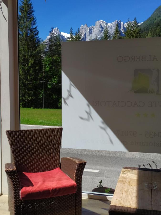 Albergo Ristorante Cacciatori Auronzo di Cadore Dış mekan fotoğraf